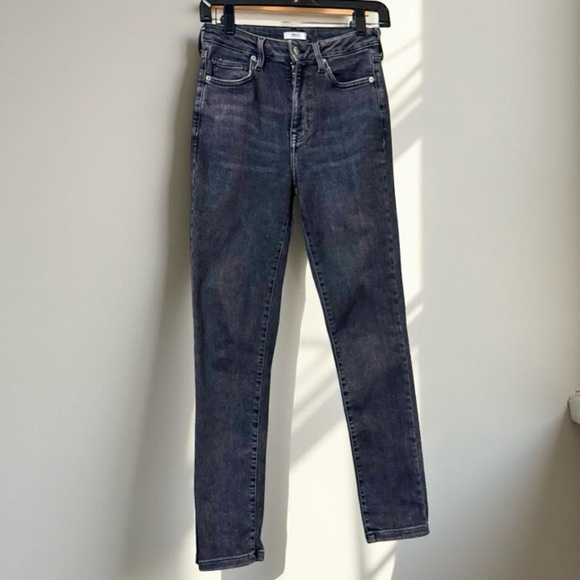 Forever21 Black Wash High-waist Skinny Jeans Size small in Juniors - Picture 1 of 9